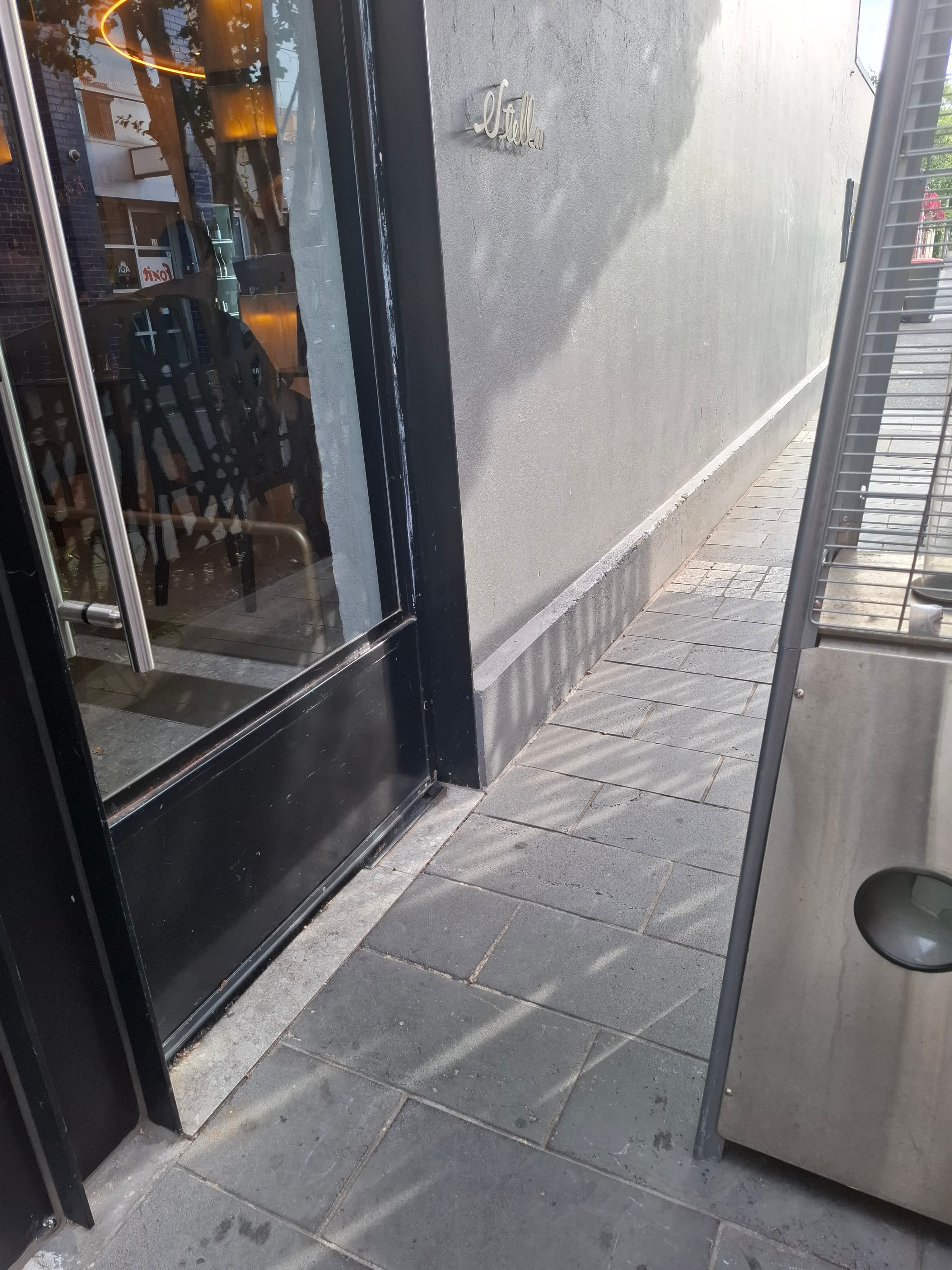 Stella Restaurant and Bar